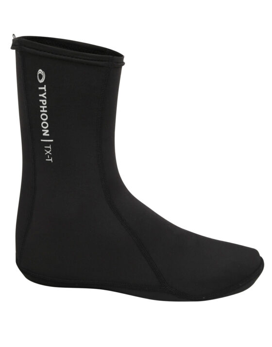 A great addition to your water sports kit, the thermal sock can be worn as an insulating layer under our neoprene sock, or as a protective layer on top of your drysuit sock.